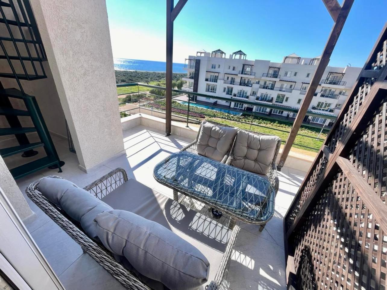 Relaxing Penthouse Suites By The Sea Vokolidha Bagian luar foto